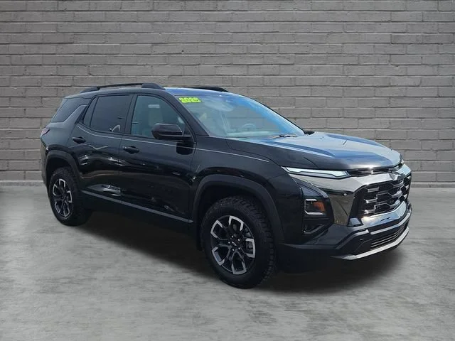 Used 2025 Mosaic Black Metallic Chevrolet ACTIV image 8