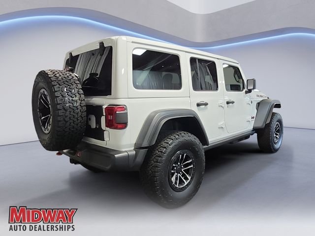 New 2026 Bright White Clear-Coat Exterior Paint Jeep Rubicon image 5