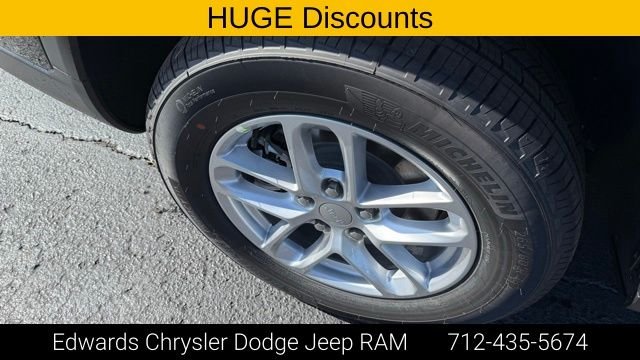 2025 Jeep Grand Cherokee L Laredo - Photo 11