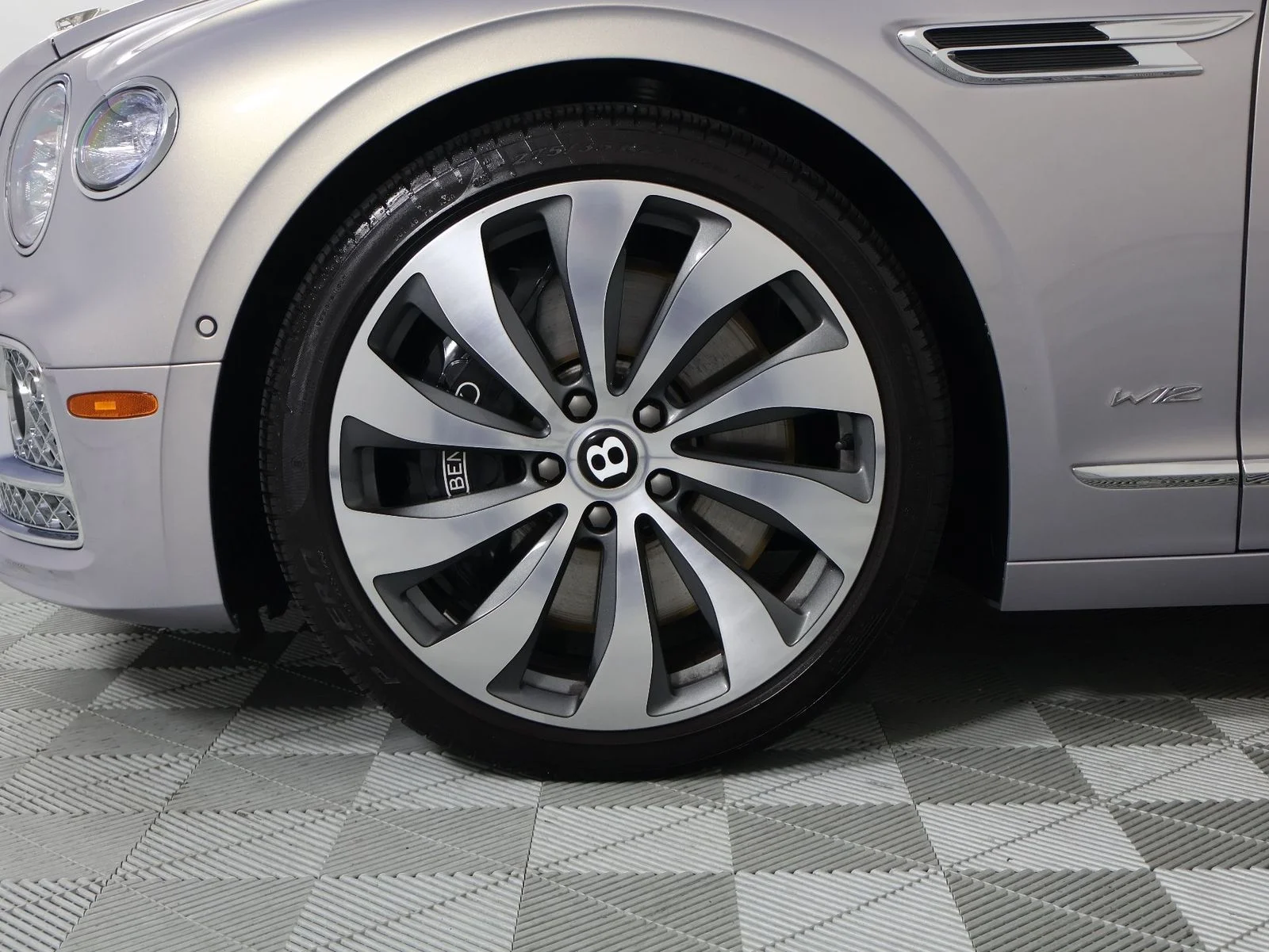 Certified Used 2020 Silver Bentley W12 image 6