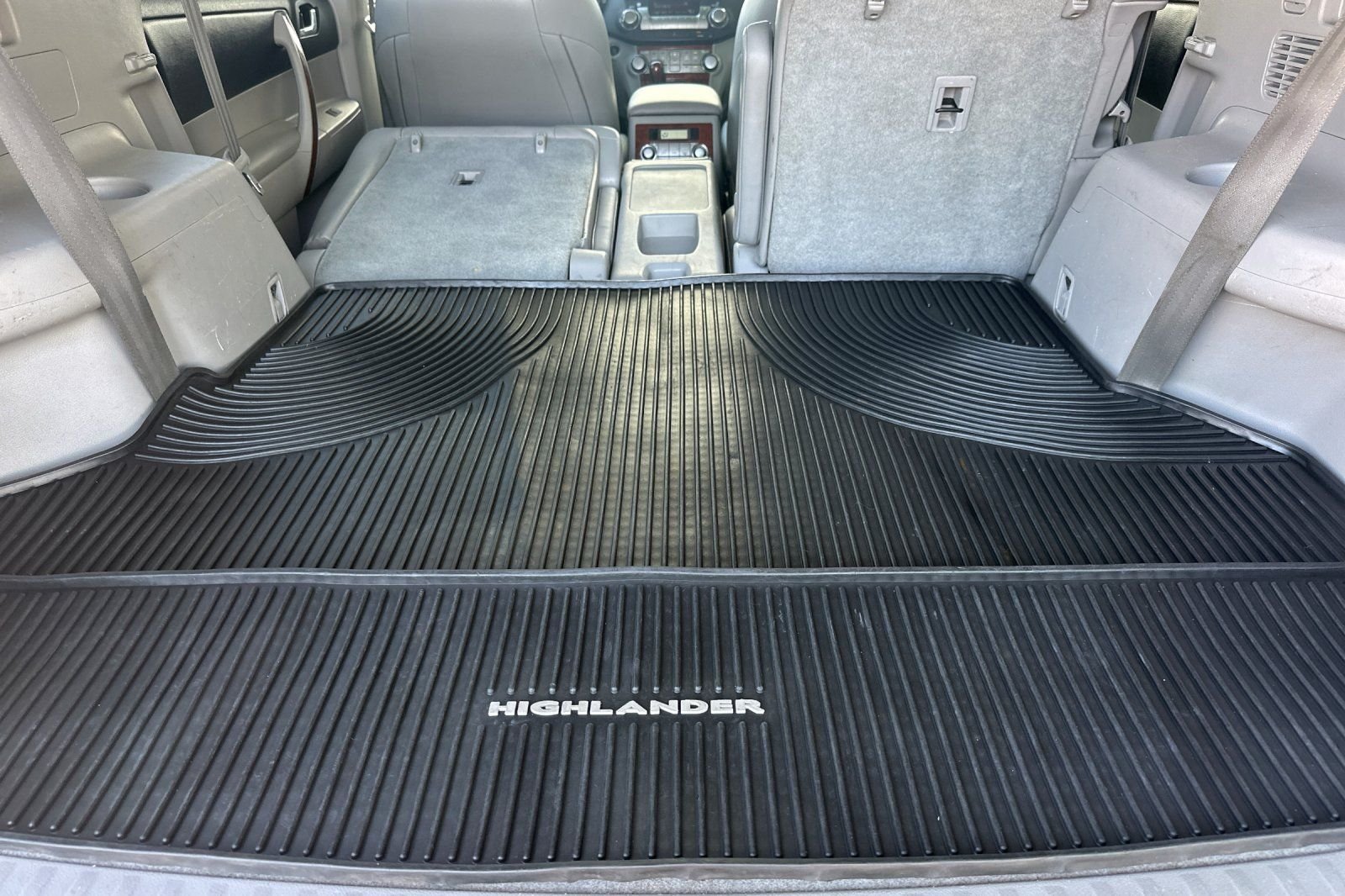 Used 2012 Silver Toyota Limited image 15