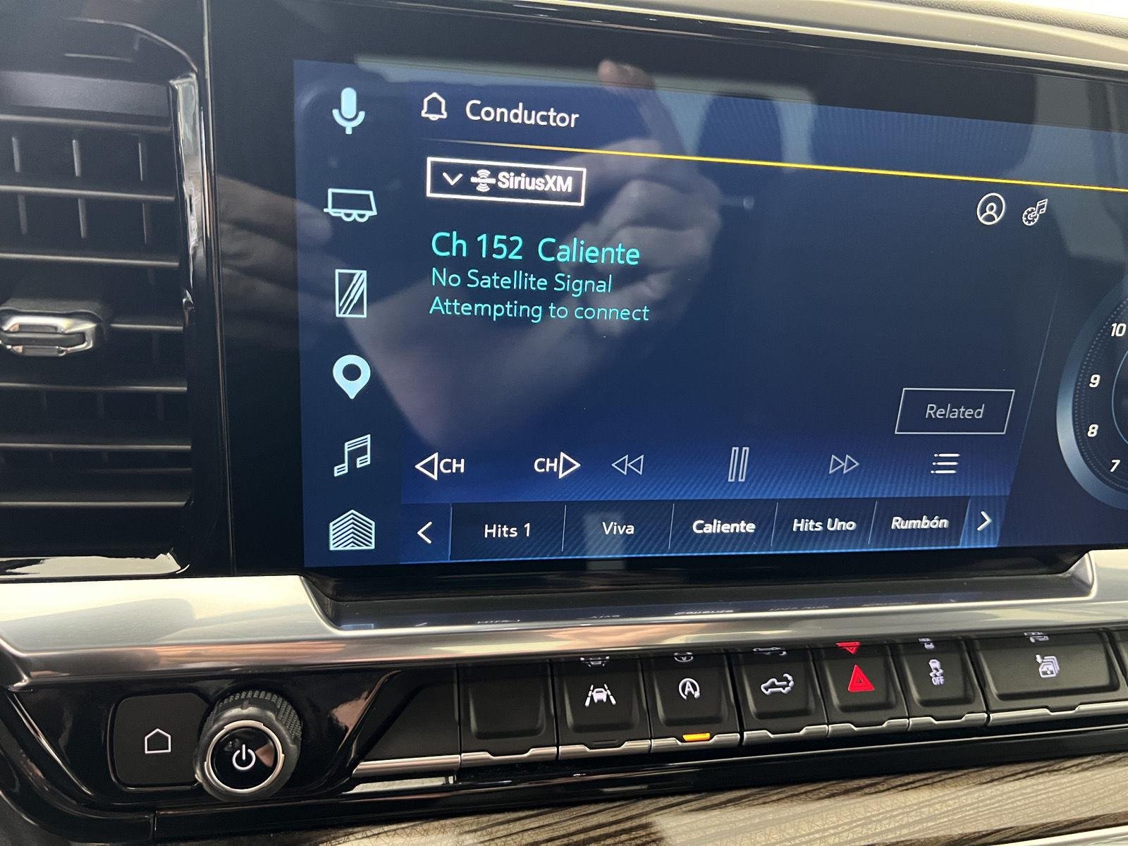 Used 2024 Lakeshore Blue Metallic Chevrolet LT image 14