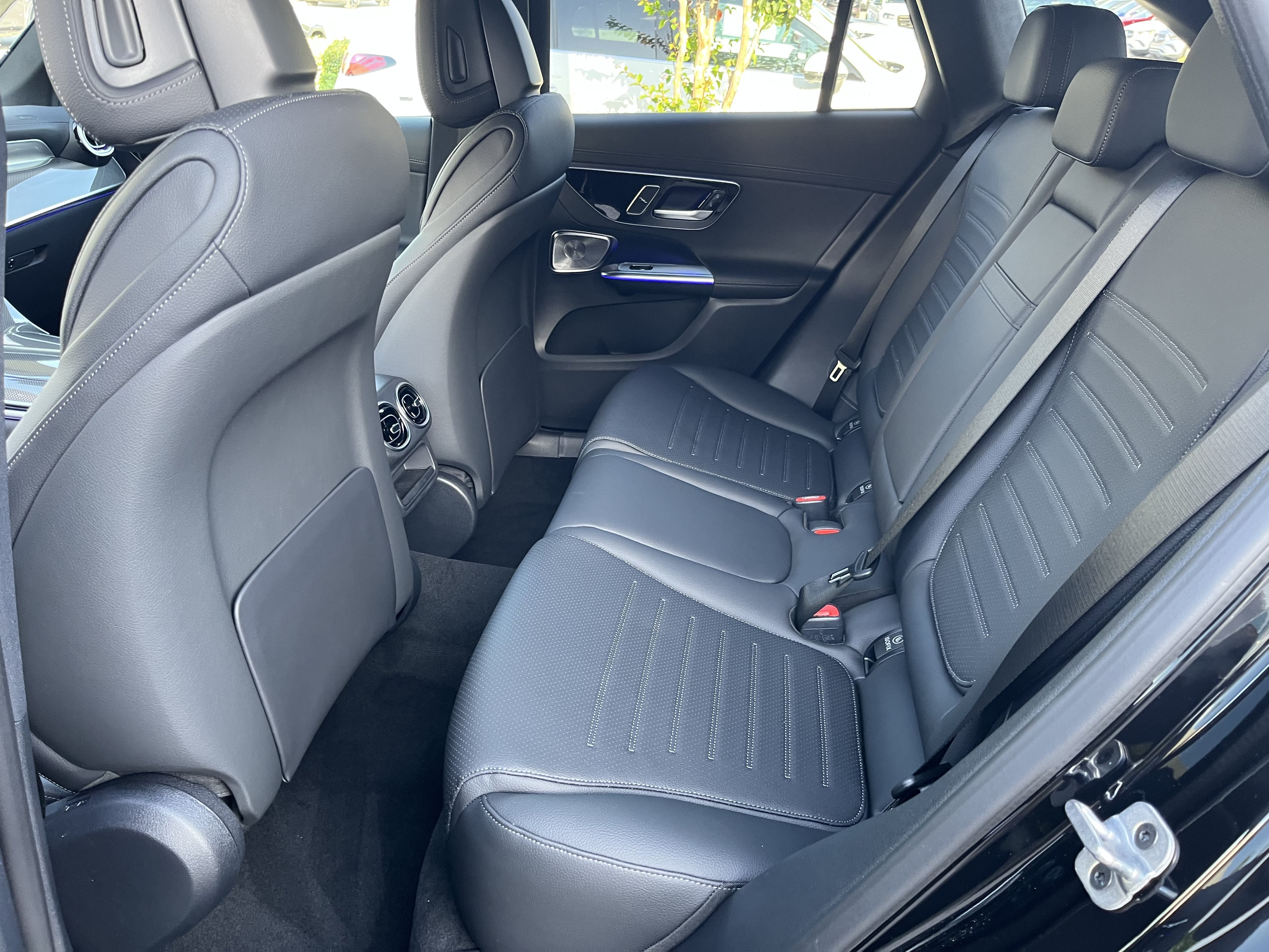 New 2026 Black Mercedes-Benz GLC 300 image 17