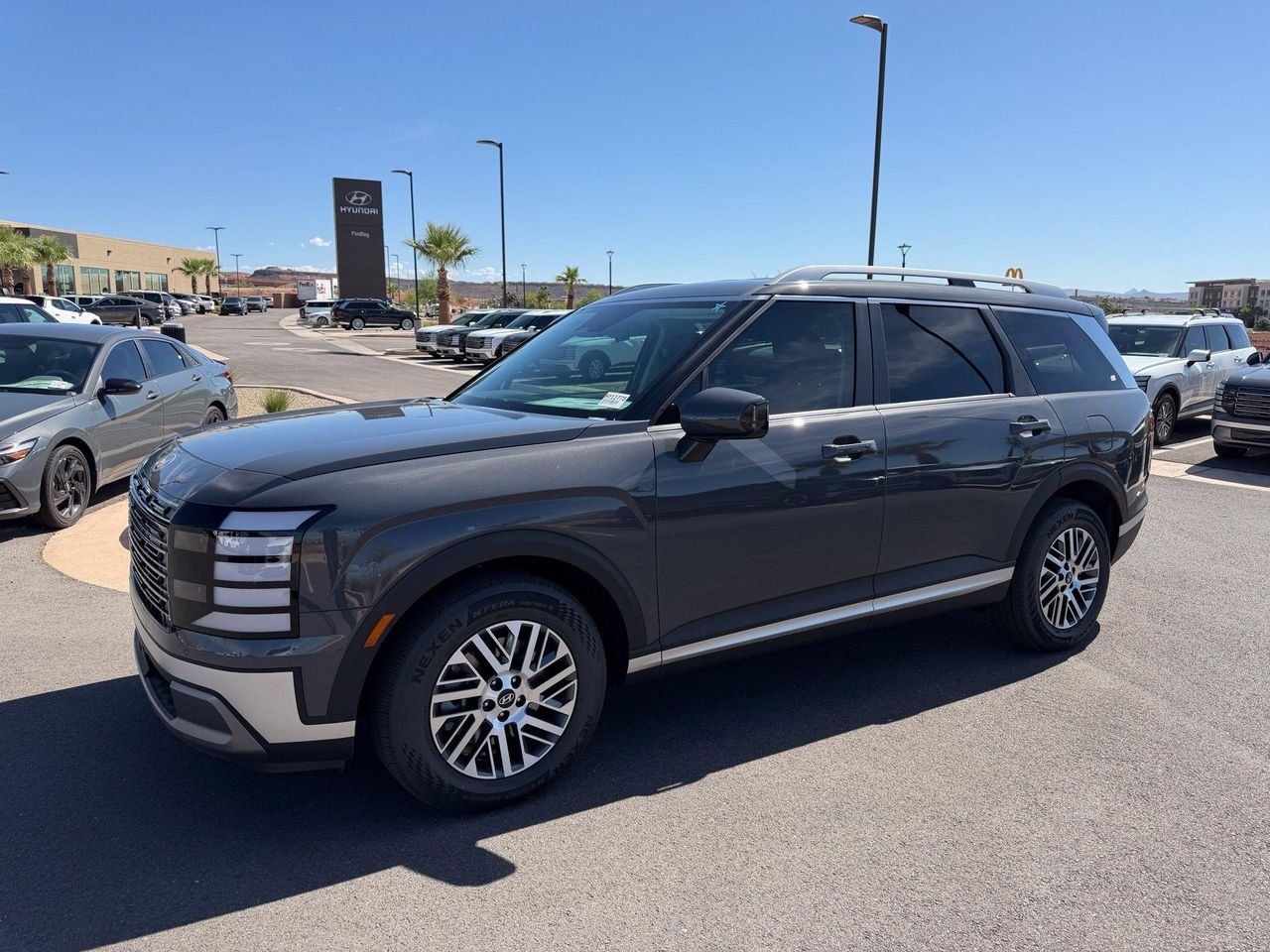 2026 Hyundai Palisade SEL - Photo 12