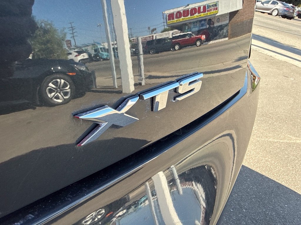 Used 2014 Gray Cadillac Luxury image 7