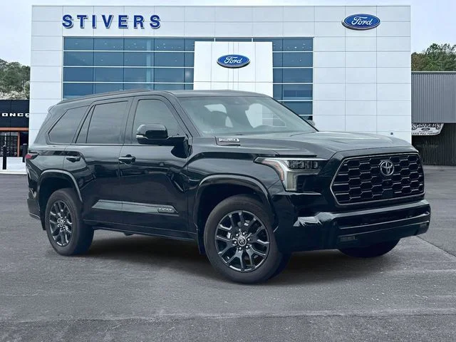 2023 Toyota Sequoia Platinum 4WD i-FORCE MAX Hybrid's photo