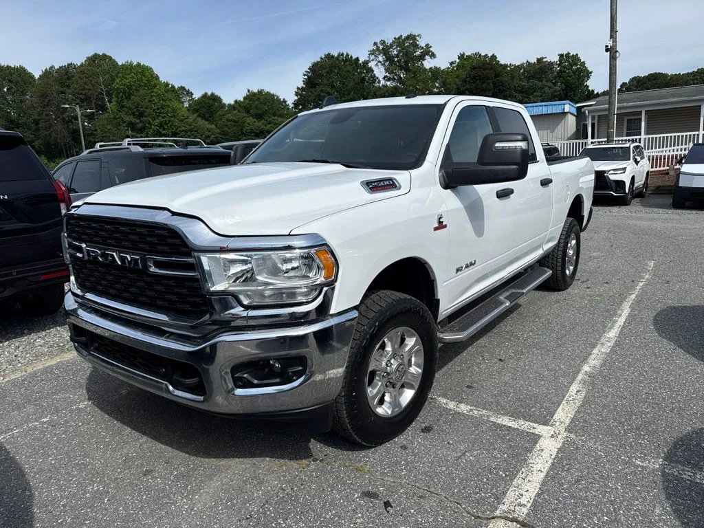 Used 2023 White Ram Big Horn image 1