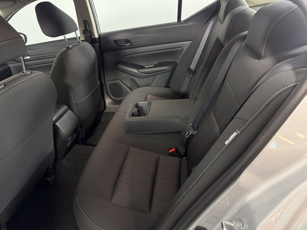 Used 2025 Silver Nissan 2.5 SV image 17