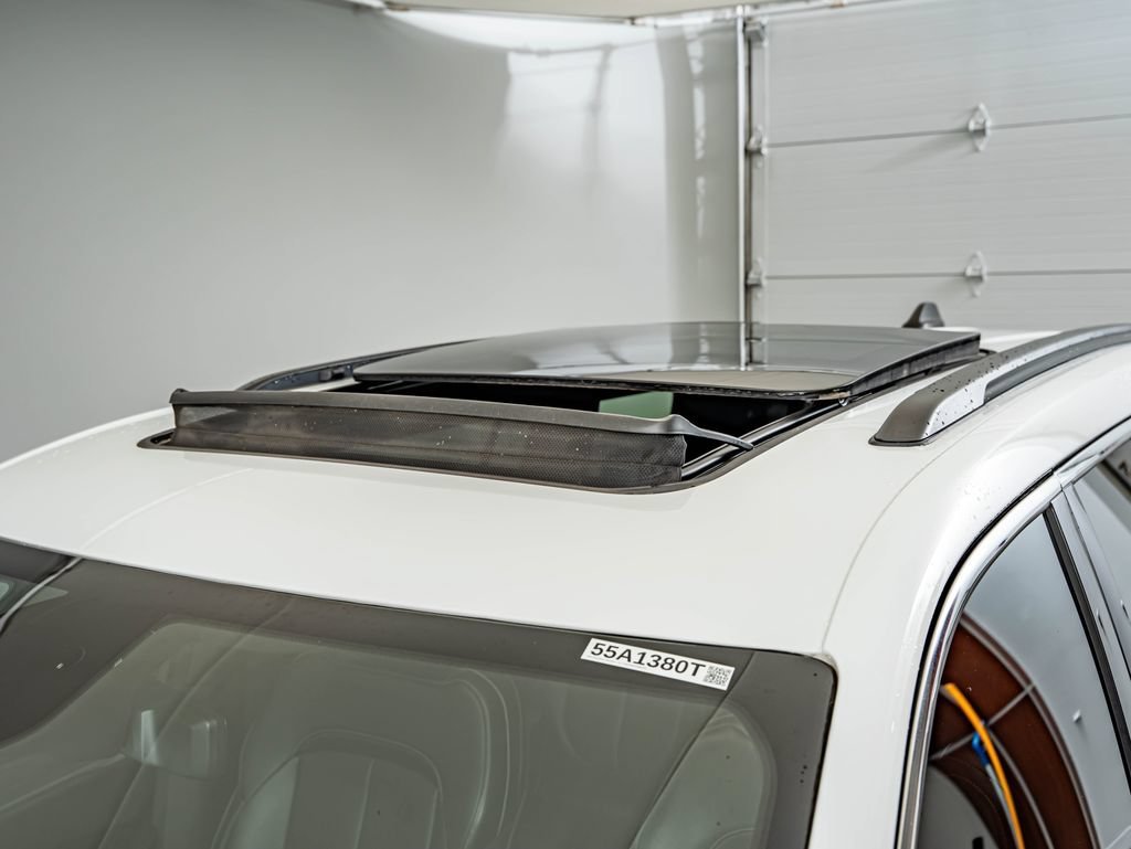 Used 2024 Bright White Clearcoat Jeep Limited image 17