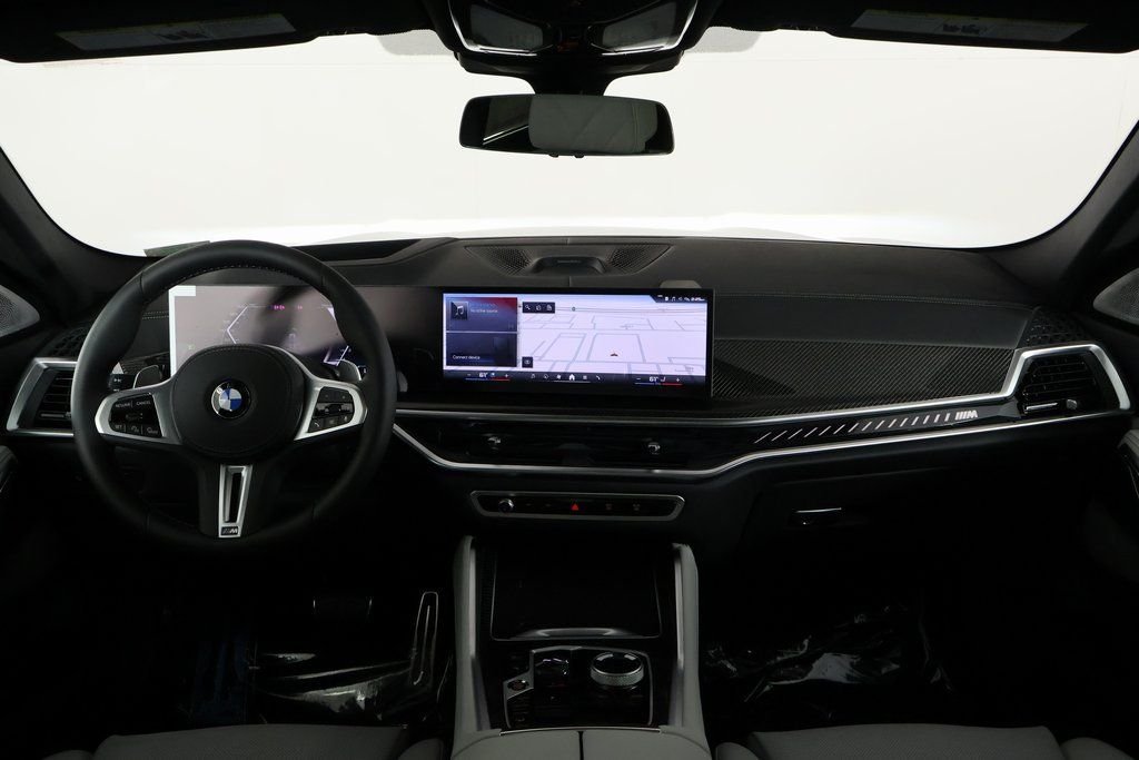 New 2027 Skyscraper Grey Metallic BMW M60i image 4