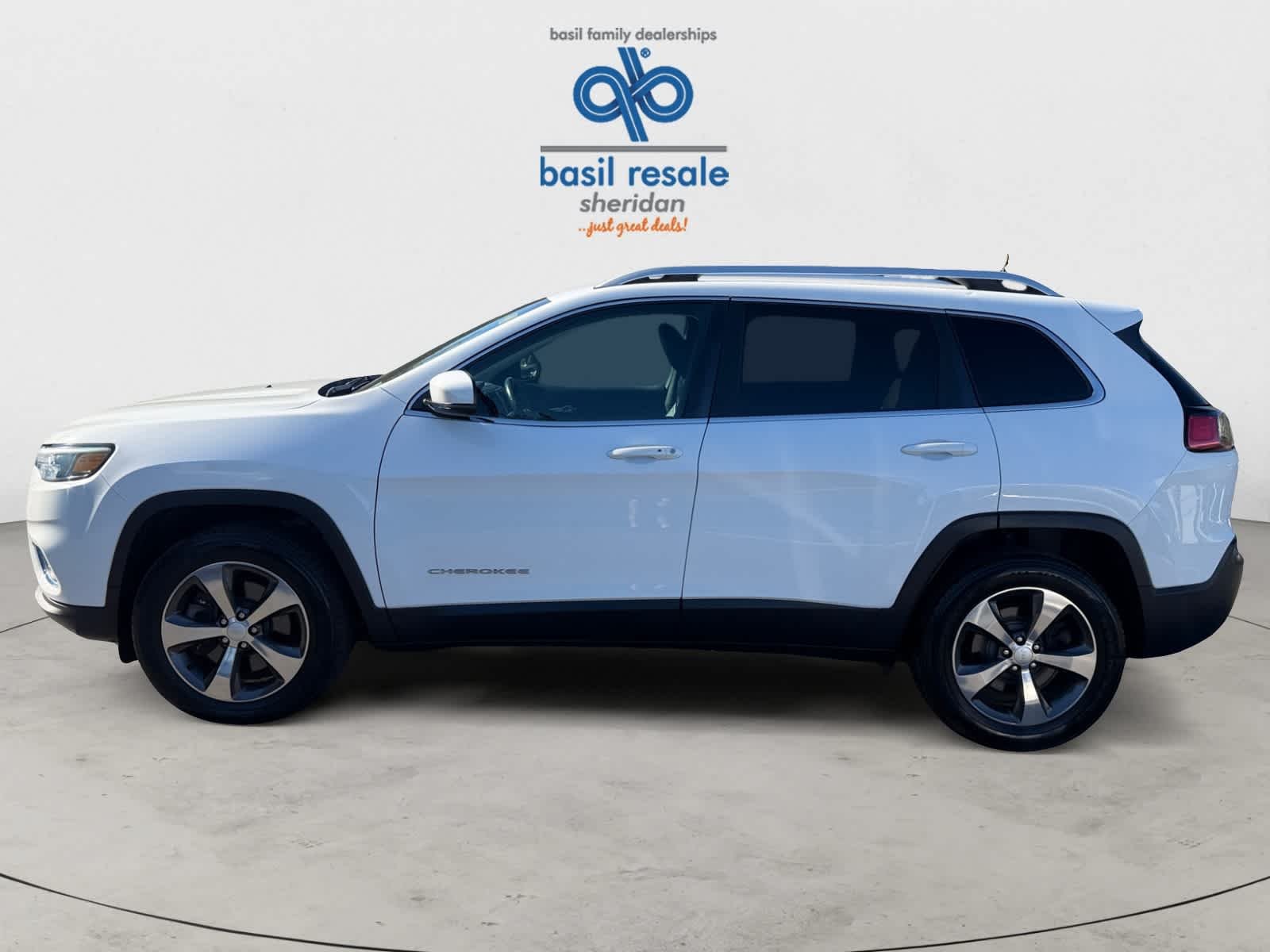 Used 2020 Bright White Clearcoat Jeep Limited image 3