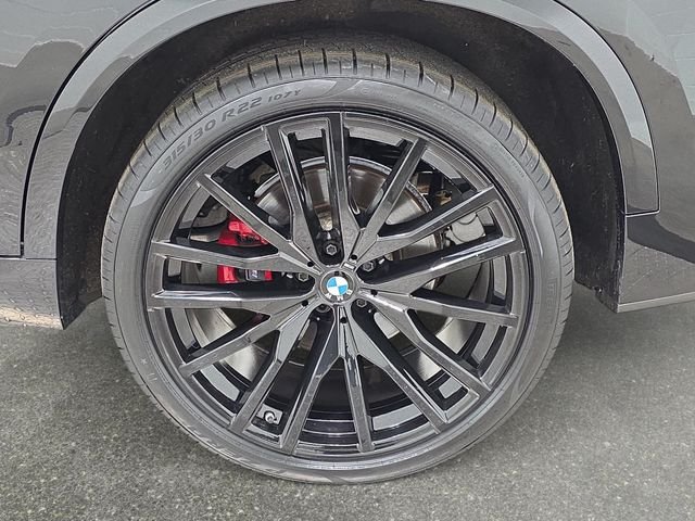 Certified Used 2024 Black Sapphire Metallic BMW xDrive40i image 28