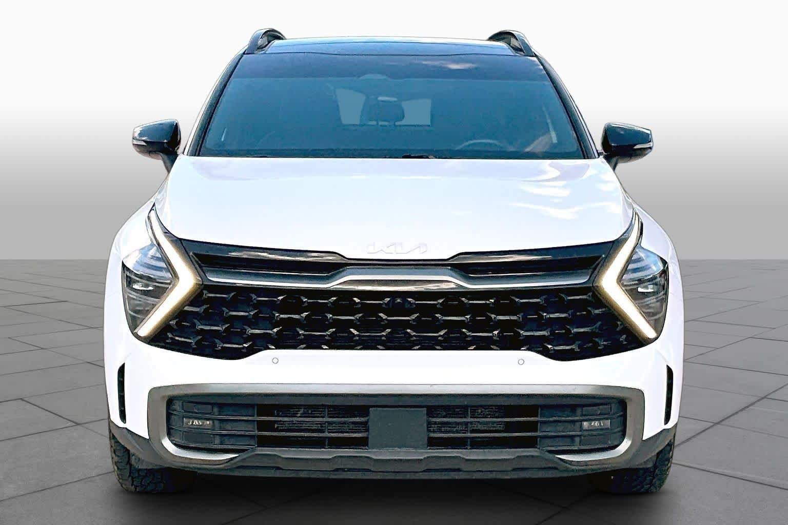 Used 2024 Ebony Black Roof Kia X-Pro Prestige image 4