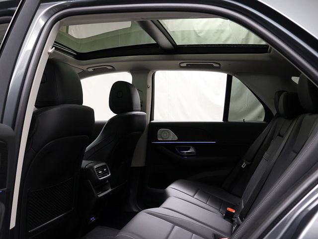 New 2026 Selenite Grey Metallic Mercedes-Benz GLE 450 image 13