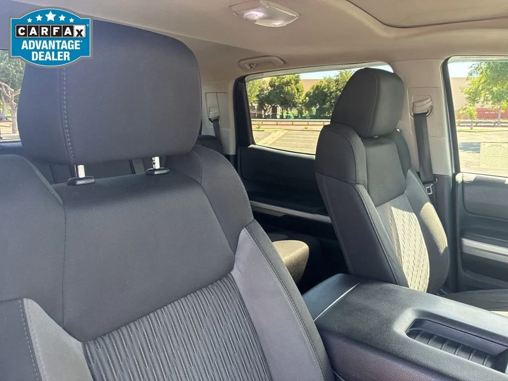 Used 2017 Silver Sky Meta Toyota SR5 image 27
