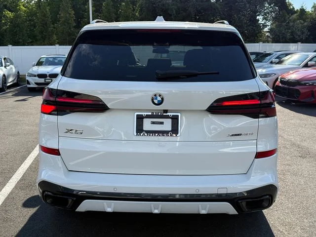 Certified Used 2024 Alpine White BMW xDrive40i image 6