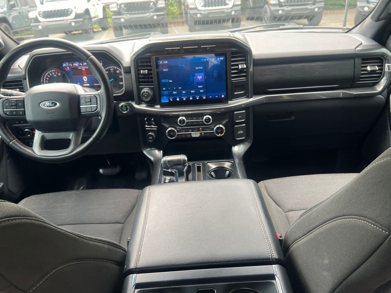 Used 2023 White Ford XLT image 19