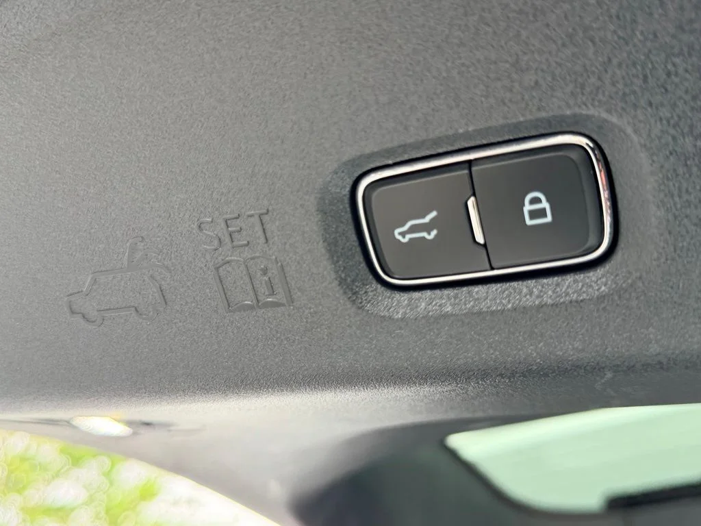 Used 2025 White Ford Active image 38