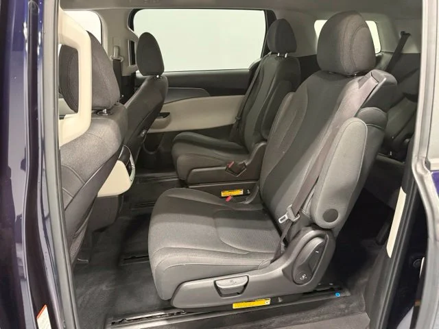 Used 2023 Blue Kia LX image 28