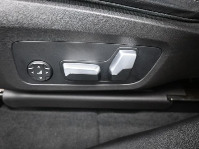 Used 2023 Gray BMW M40i image 31