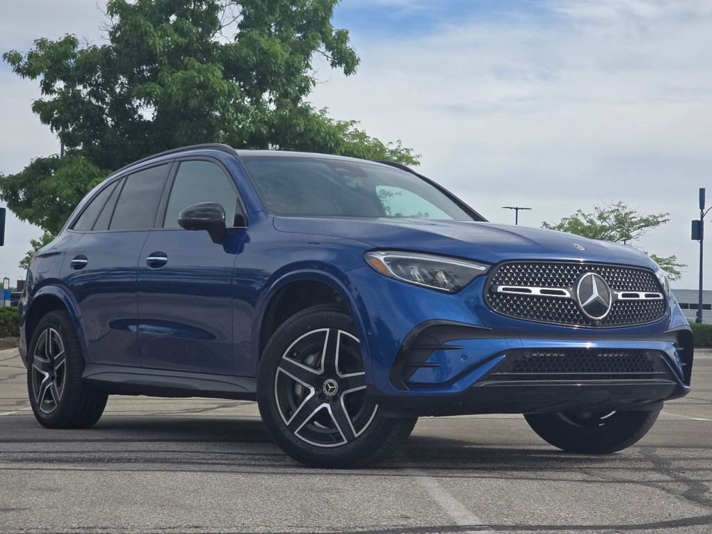 2026 Mercedes-Benz GLC GLC 300 4MATIC's photo