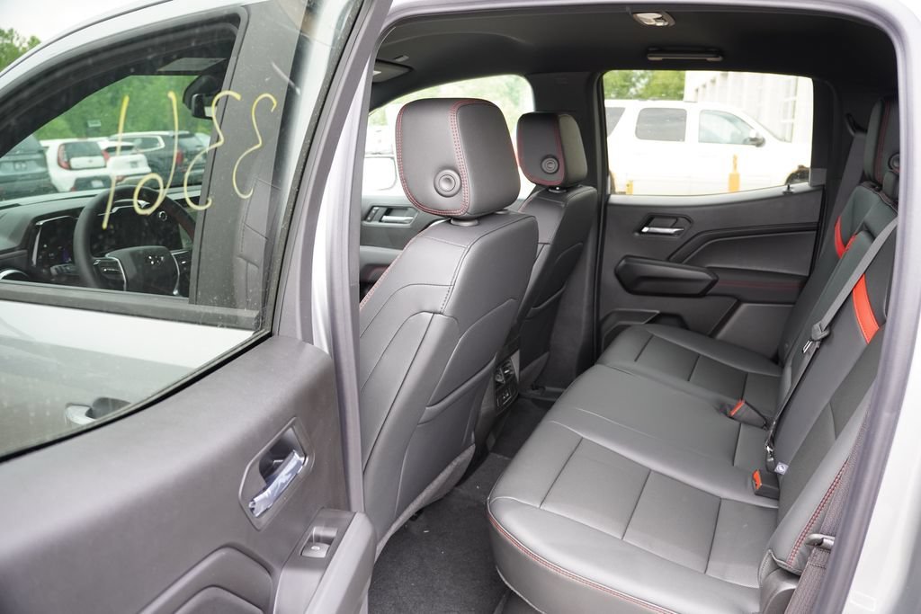 2026 Chevrolet Colorado Z71 - Photo 11