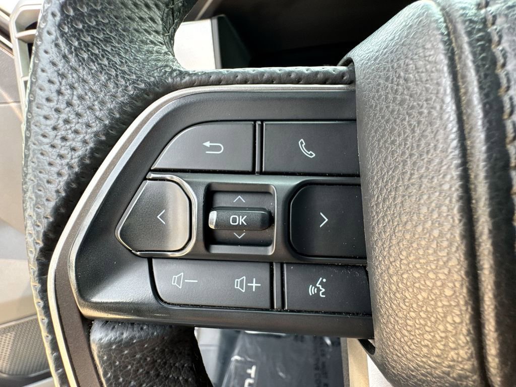 2025 Toyota Tundra Limited - Photo 34