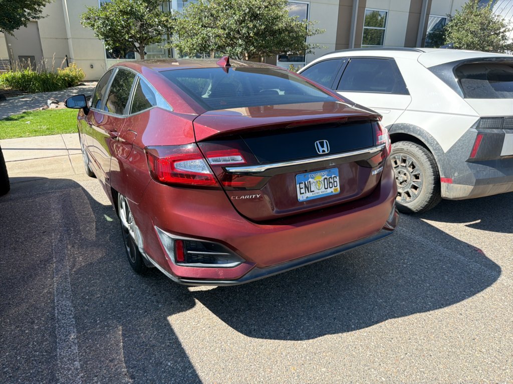 Used 2018 Crimson Pearl Honda Base image 2
