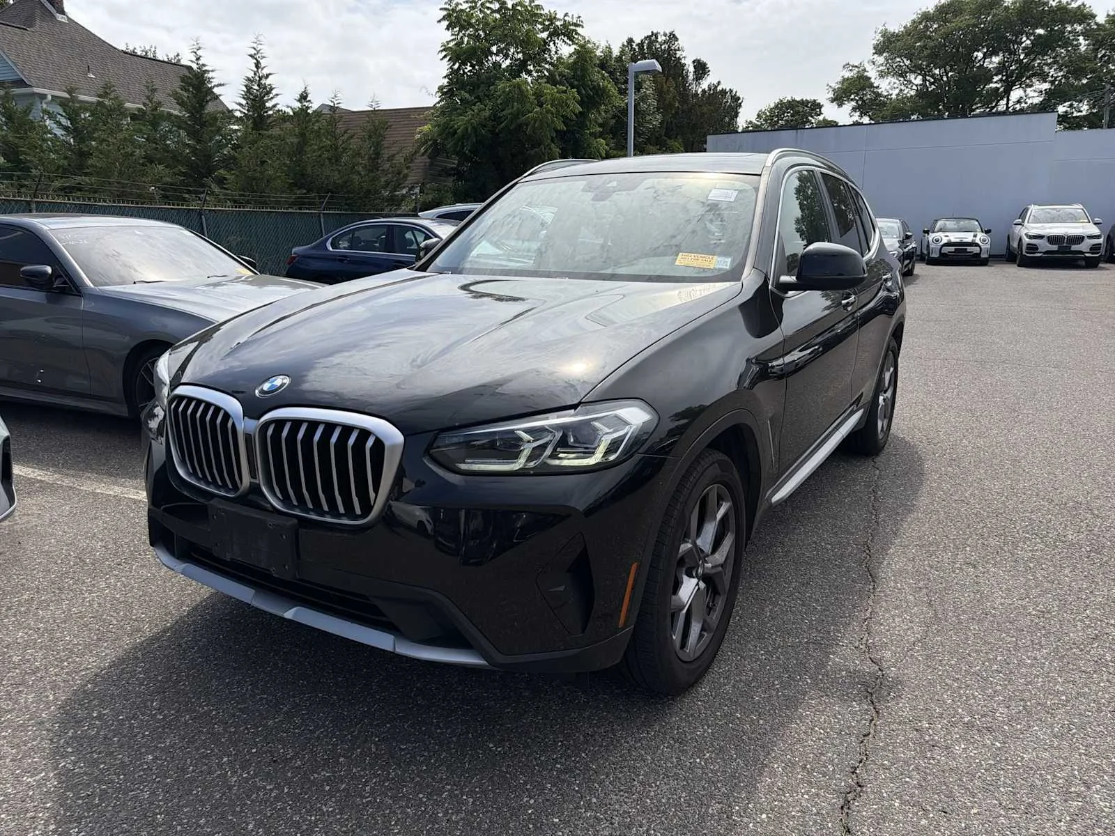 Used 2024 Black Sapphire Metallic BMW xDrive30i image 3