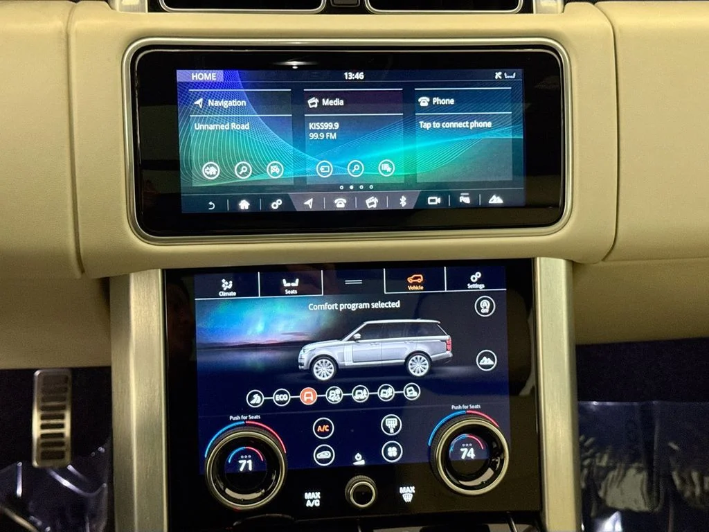 Used 2022 Black Land Rover Westminster image 14