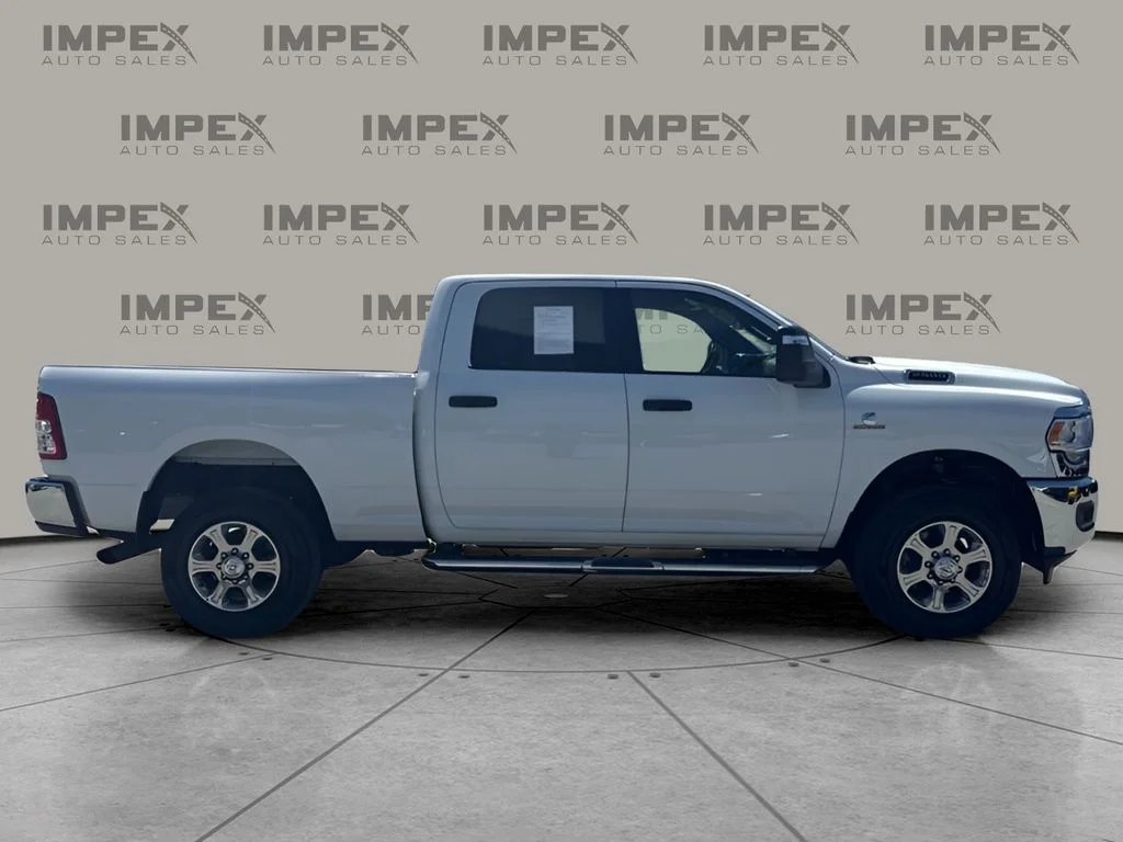 Used 2023 White Ram Big Horn image 6