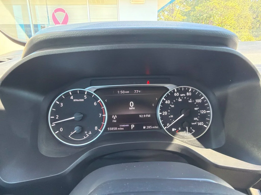 Used 2025 Gray Nissan SV image 12