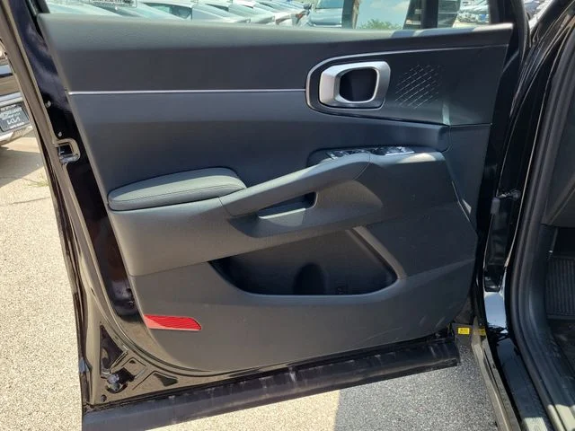 New 2026 Aurora Black Pearl Kia EX image 21
