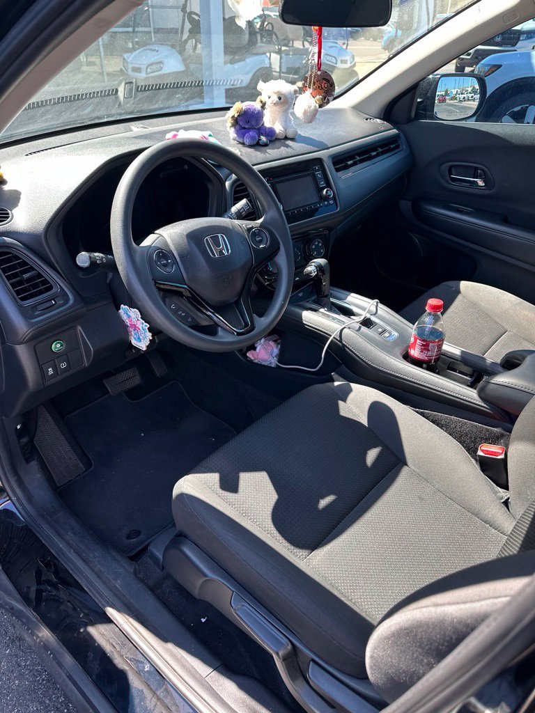 Used 2022 Crystal Black Pearl Honda LX image 6
