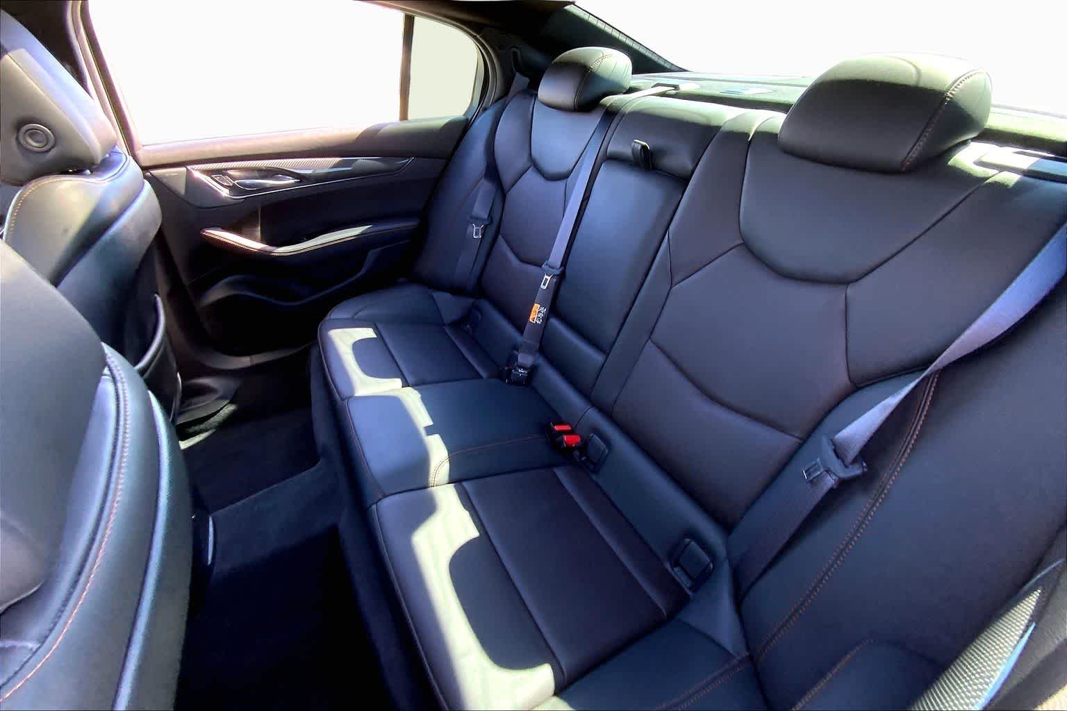 Used 2025 Argent Silver Metallic Cadillac Sport image 20