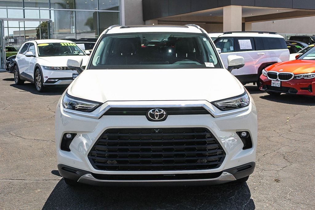Used 2024 White Toyota Platinum image 2
