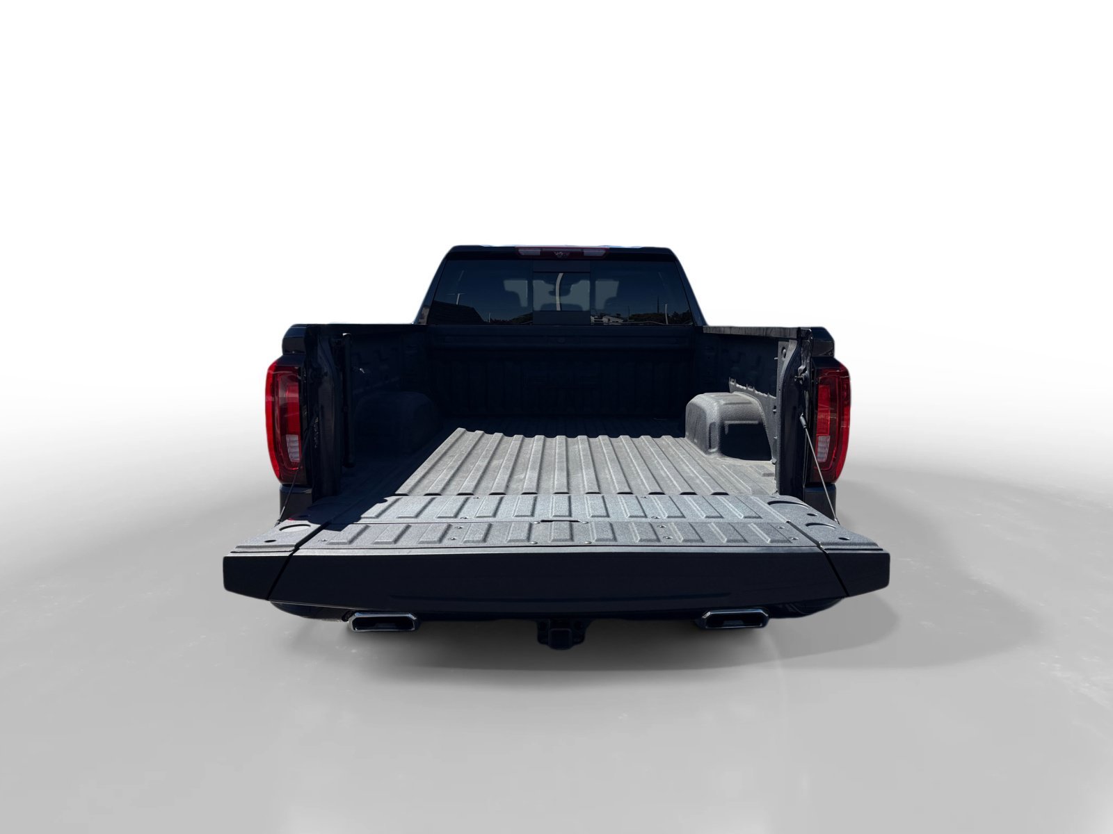 Used 2025 Titanium GMC Denali image 17