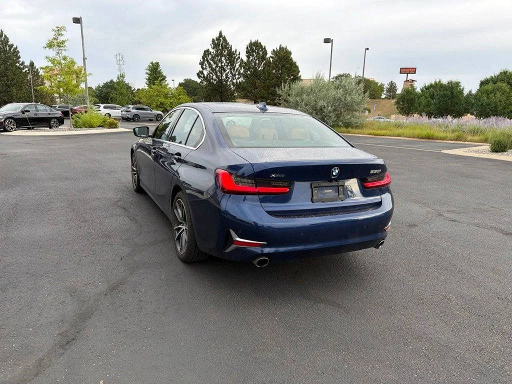 Used 2019 Mediterranean Blue Metallic BMW 330i xDrive image 3