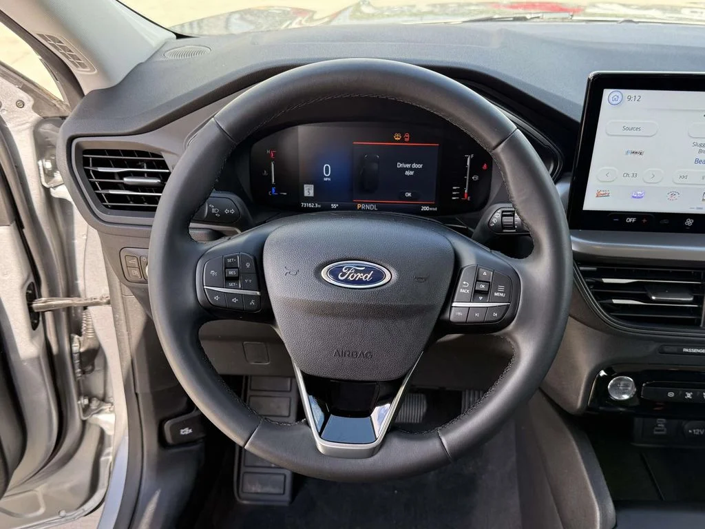 Used 2023 Silver Ford Active image 17