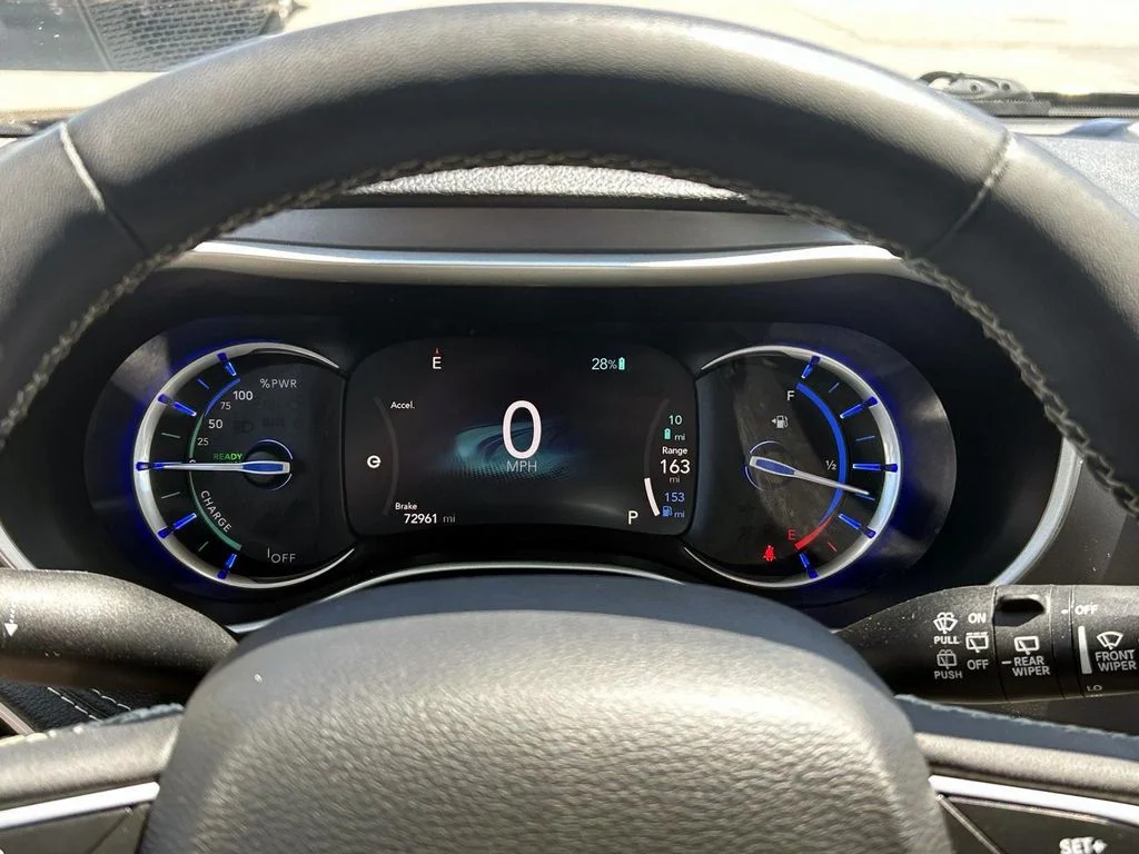 Used 2022 White Chrysler Touring L image 26