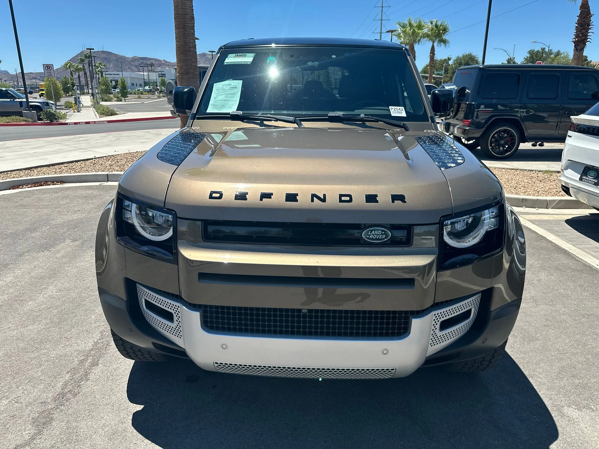 Used 2023 Gondwana Stone Metallic Land Rover S image 8