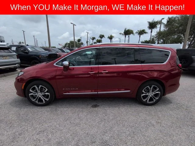 Used 2024 Red Chrysler Pinnacle image 10
