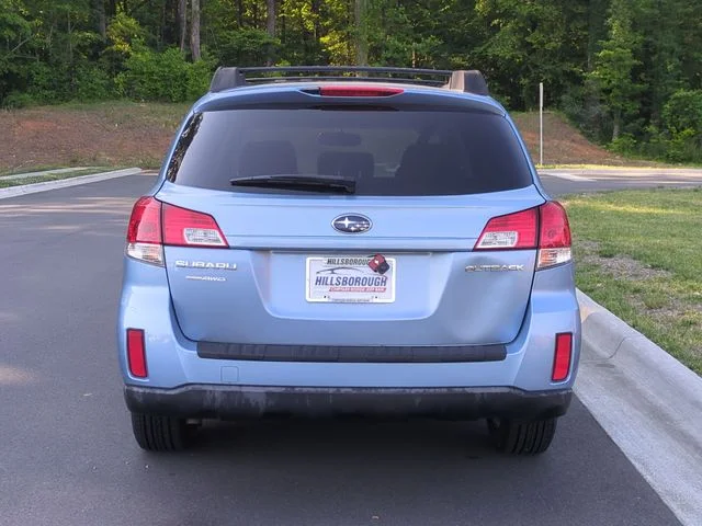 Used 2010 Blue Subaru 2.5i Premium image 12