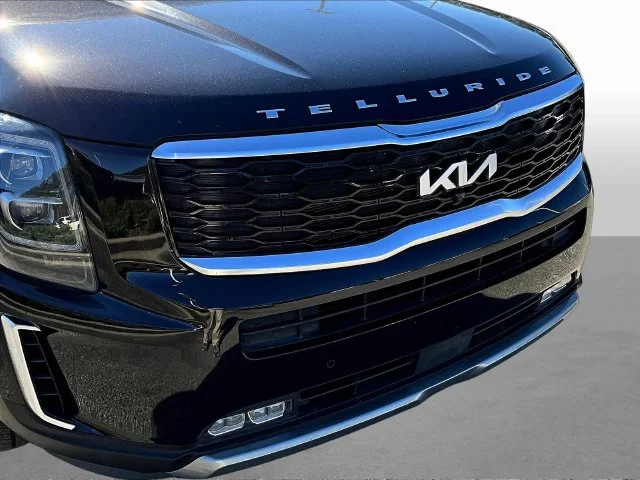 Used 2022 Black Kia SX image 35