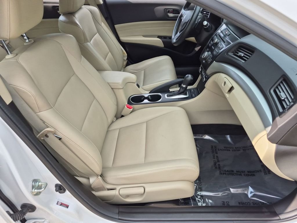 Used 2016 White Acura 2.4L image 31