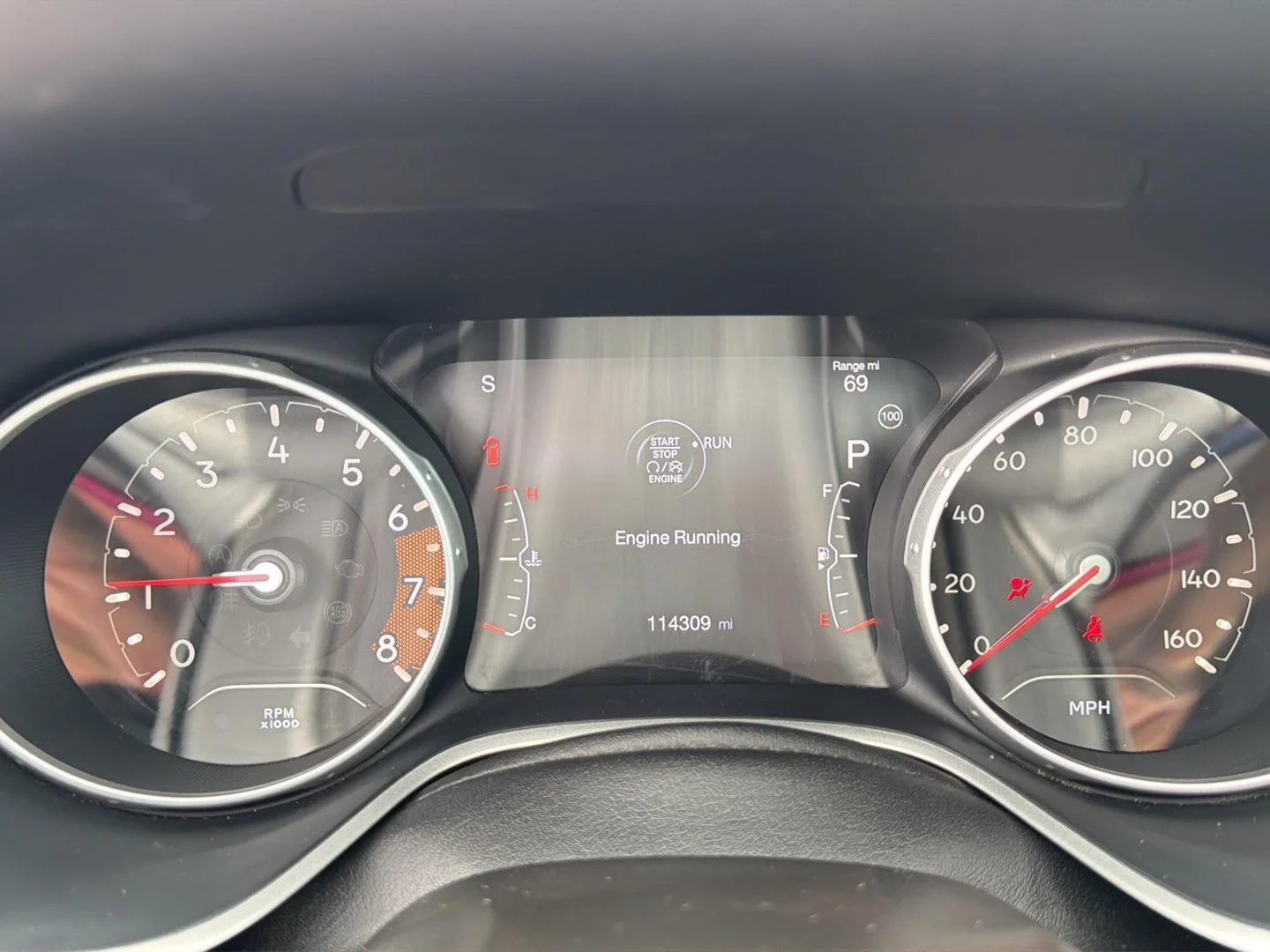 Used 2019 Granite Crystal Metallic Clearcoat Jeep Limited image 36
