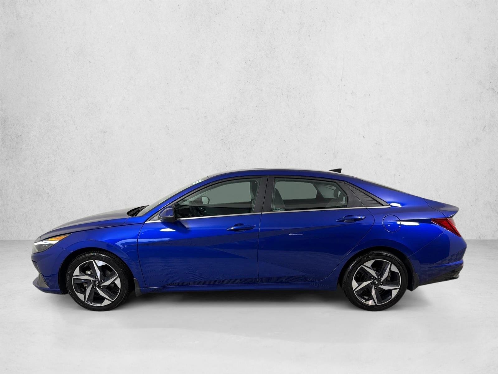 Used 2023 Intense Blue Hyundai Limited image 8