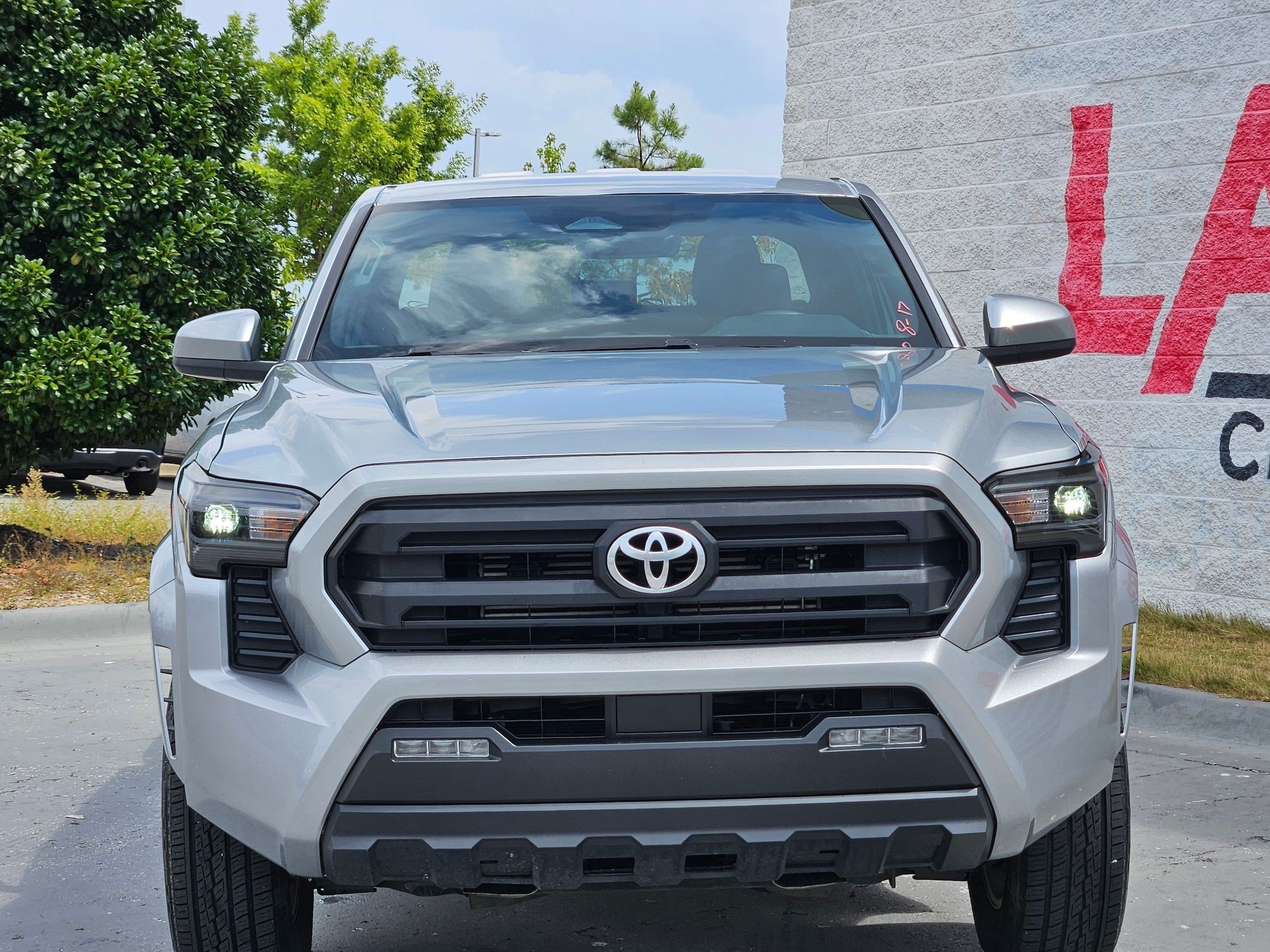 Used 2024 Toyota Tacoma SR5 with VIN 3TMKB5FN2RM009912 for sale in Little Rock