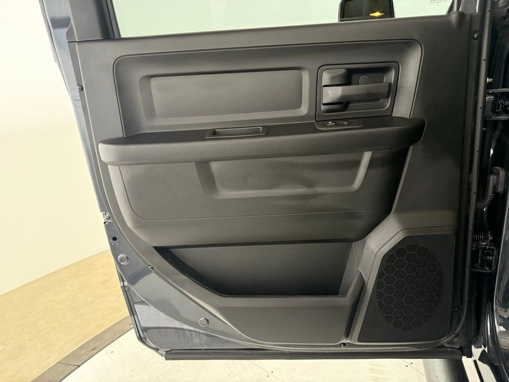 2026 RAM 3500 Tradesman - Photo 13