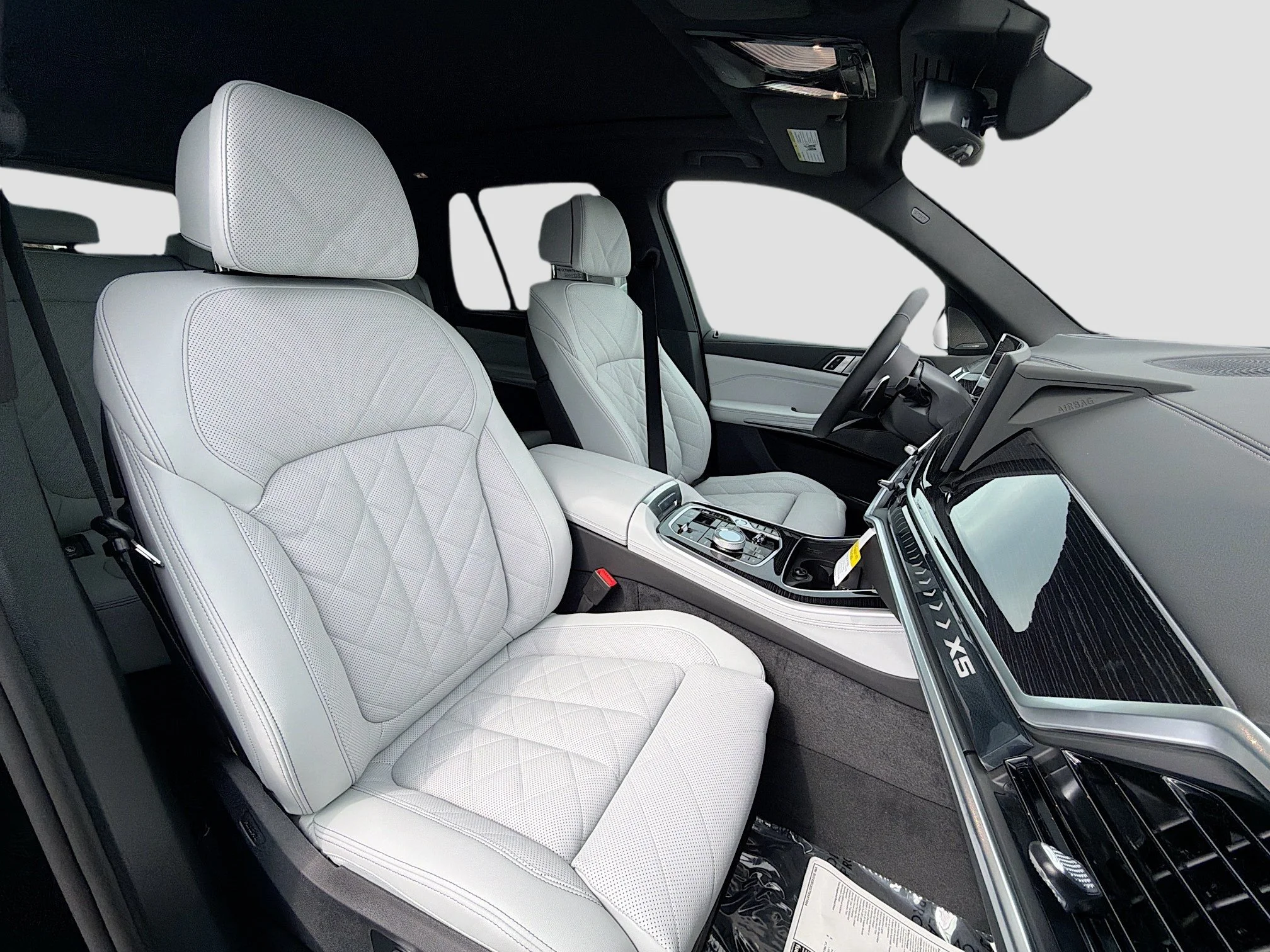 New 2026 Black Sapphire Metallic BMW xDrive50e image 14